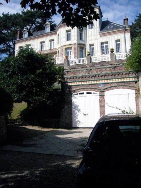 Chambres D'Hotes Les Charmettes Étretat Exterior foto